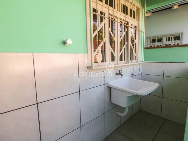 Imagem 2: Casa 2 Dormitórios Sendo 1 Suíte na Velha!