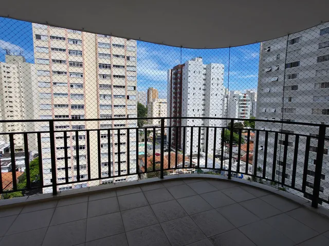 Imagem: Quer ter uma varanda para poder ler, tomar