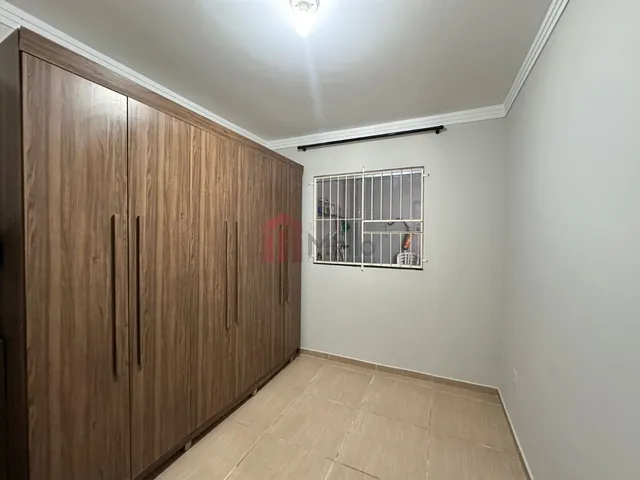 Imagem 13: Imperdível oportunidade: Casa à venda em Umuarama-PR, 3 quartos, 1 sala, 1 banheiro, 1