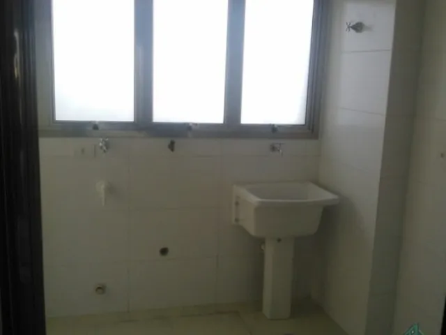 Imagem 3: Apartamento de Luxo à Venda 4 Quartos e 2 Suítes no Jardim, Santo André-SP