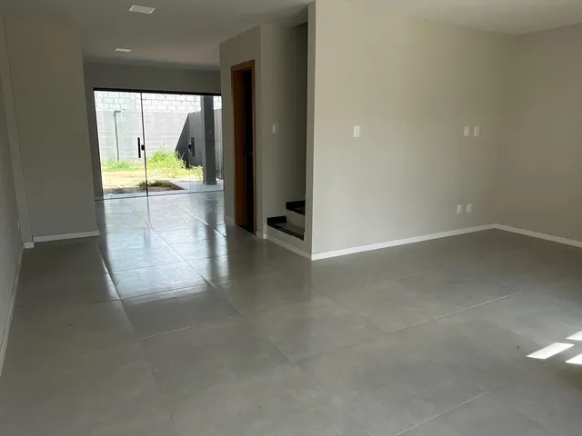 Imagem: Casa residencial para Venda em rua pública