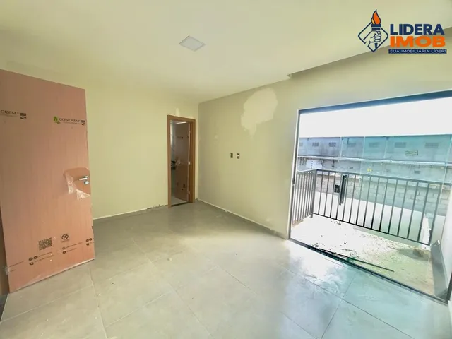Imagem 2: Casa Duplex residencial para Venda em rua Pública no Parque Ipê, Feira de Santana, 3