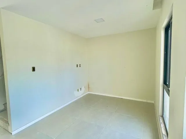 Imagem 7: Casa Duplex residencial para Venda em rua Pública no Parque Ipê, Feira de Santana, 3