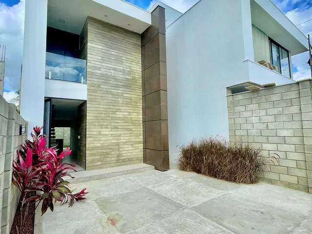 Imagem: Casa Duplex residencial para Venda em rua