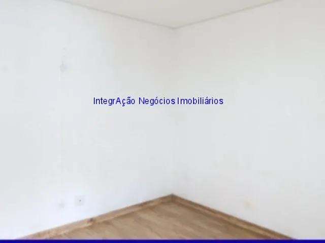 Imagem 8: Casa 360m² totais e 225m² úteis, 03 dormitórios (sendo 01 suíte), 03 banheiros e 05