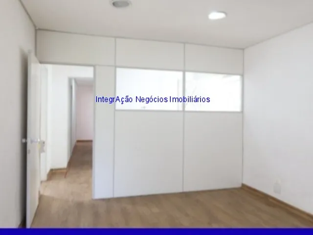 Imagem 13: Casa 360m² totais e 225m² úteis, 03 dormitórios (sendo 01 suíte), 03 banheiros e 05