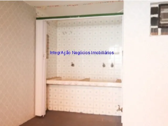 Imagem 11: Casa 360m² totais e 225m² úteis, 03 dormitórios (sendo 01 suíte), 03 banheiros e 05