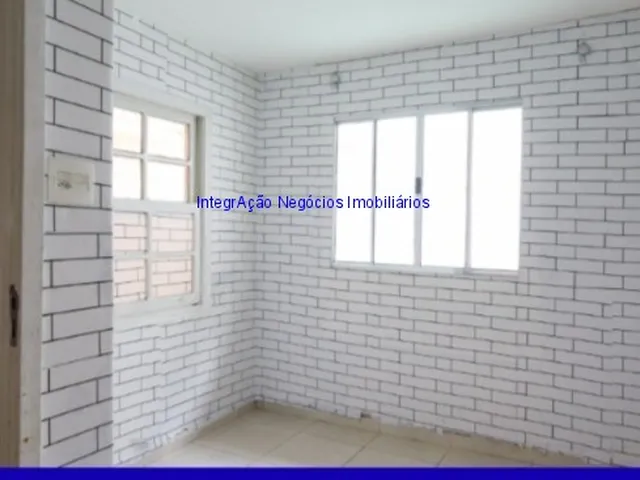 Imagem 10: Casa 360m² totais e 225m² úteis, 03 dormitórios (sendo 01 suíte), 03 banheiros e 05