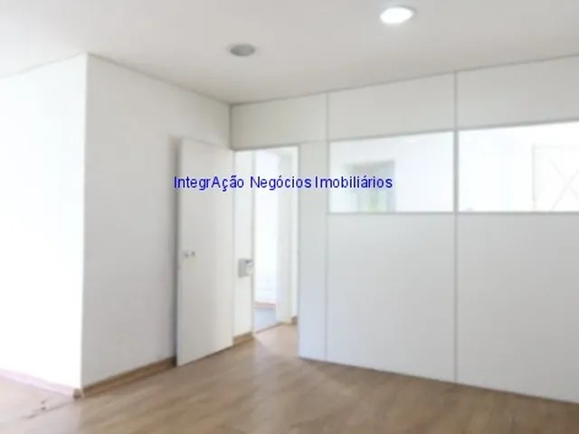 Imagem 12: Casa 360m² totais e 225m² úteis, 03 dormitórios (sendo 01 suíte), 03 banheiros e 05