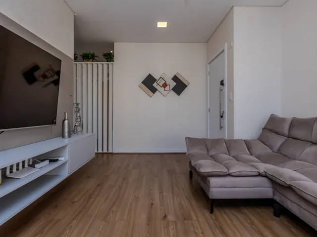 Imagem 3: Apartamento para Venda em Meia Praia com 3 Quartos, Sendo 3 Suítes, 137M²