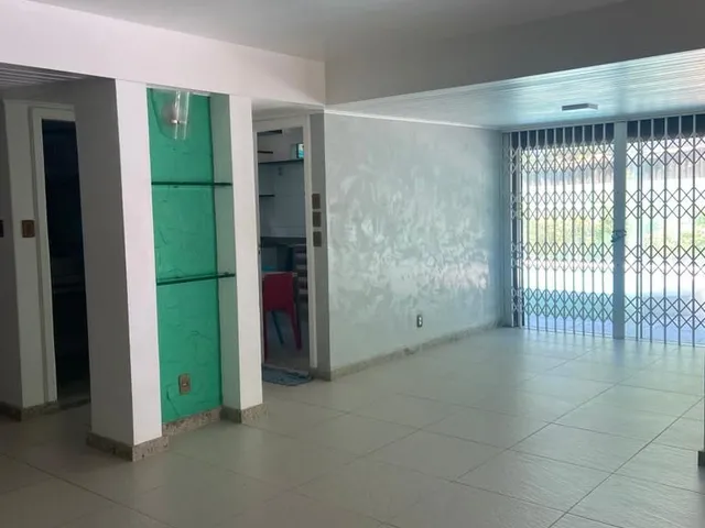 Imagem 5: Casa Residencial e Comercial na Praia do Flamengo com Piscina