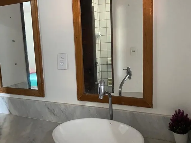 Imagem 9: Casa Residencial e Comercial na Praia do Flamengo com Piscina