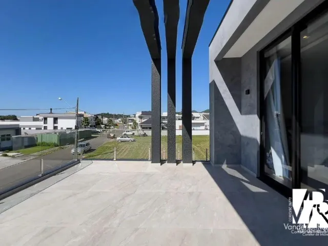 Imagem 11: Casa de Alto Padrão para Locação no Condomínio Caledônia em Camboriú