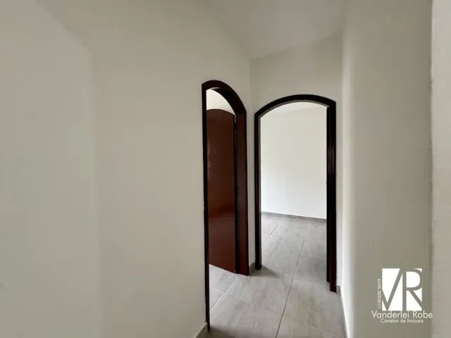 Imagem 12: Casa para locação no Centro de Camboriú-SC com 3 quartos, 2 suítes, 2 salas, 1