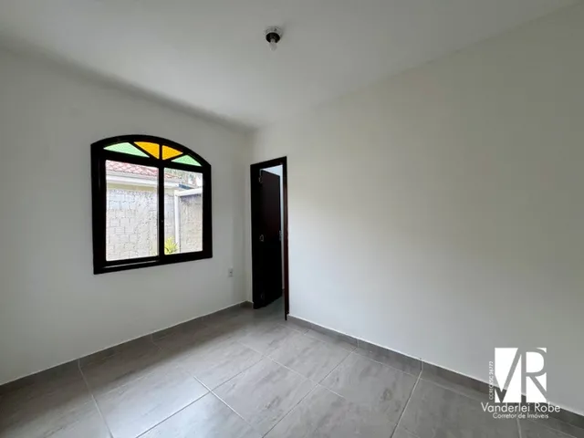 Imagem 14: Casa para locação no Centro de Camboriú-SC com 3 quartos, 2 suítes, 2 salas, 1