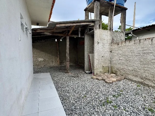 Imagem 7: Casa para locação no Centro de Camboriú-SC com 3 quartos, 2 suítes, 2 salas, 1