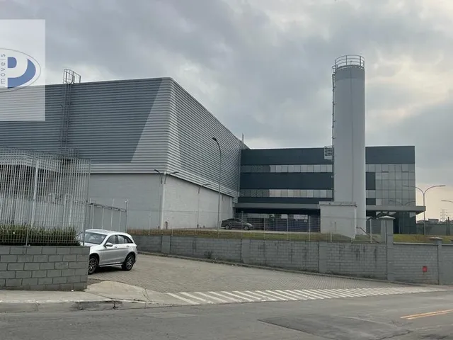 Imagem 15: Metragem 15200 m² de terreno, com 8.222 construídos, Pé direito 12 mts / piso alta