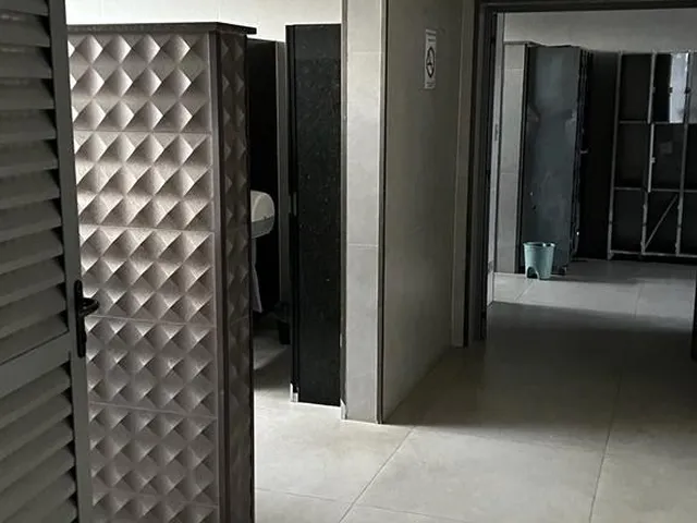 Imagem 8: Metragem 15200 m² de terreno, com 8.222 construídos, Pé direito 12 mts / piso alta