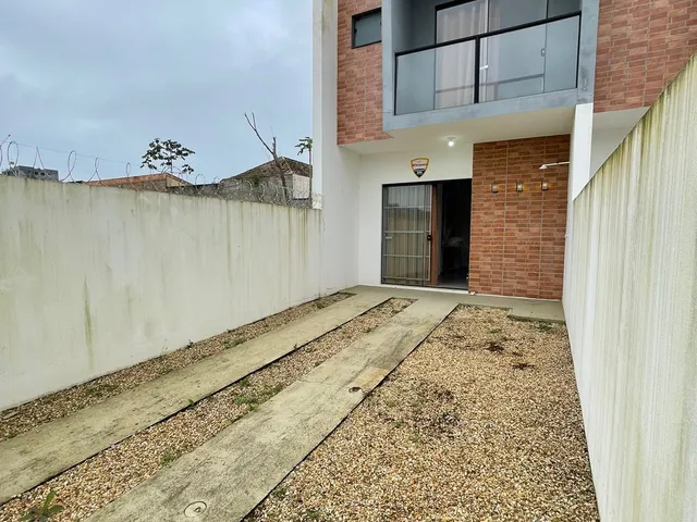 Imagem 14: SOBRADO GEMINADO EM BALNEARIO PICARRAS SC