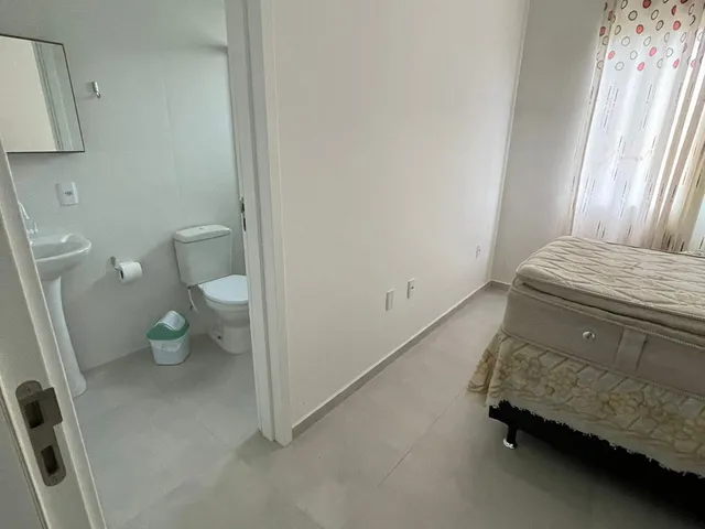 Imagem 1: SOBRADO GEMINADO EM BALNEARIO PICARRAS SC