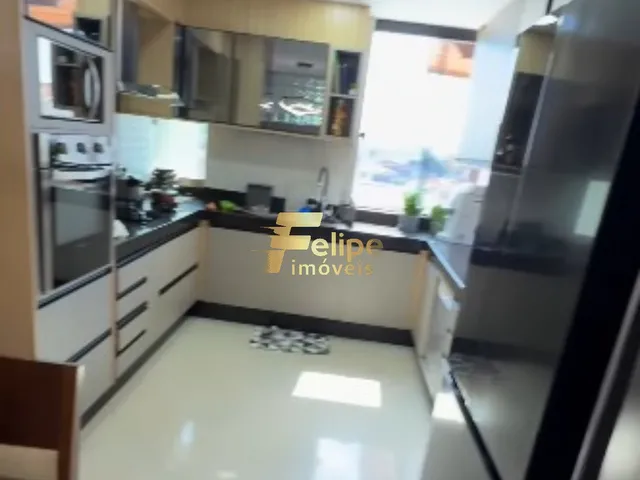Imagem 6: EXCELENTE CASA TRIPLEX COM 04 SUÍTES, SENDO UMA COM HIDROMASSAGEM, DISPONÍVEL PARA