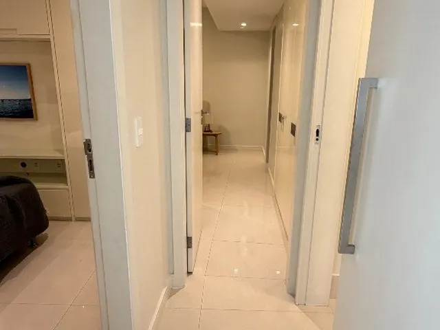 Imagem 10: APARTAMENTO 2/4 COM 1 SUÍTE, NASCENTE, NO ONDINA APART VISTA AV. OCEÂNICA MOBILIADO E
