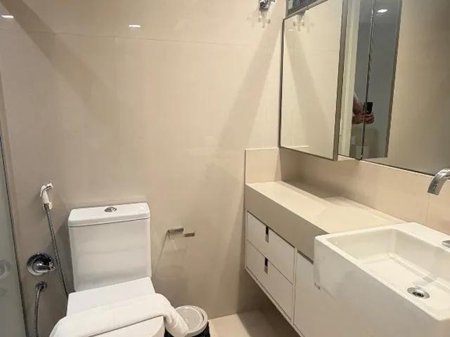 Imagem 9: APARTAMENTO 2/4 COM 1 SUÍTE, NASCENTE, NO ONDINA APART VISTA AV. OCEÂNICA MOBILIADO E