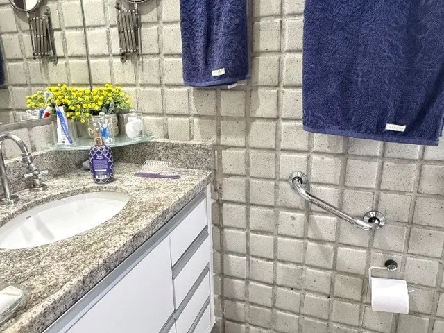 Imagem 8: APARTAMENTO 2/4 COM 1 SUÍTE E SALA AMPLIADA NO JARDIM APIPEMA, NASCENTE EM EXCELENTE