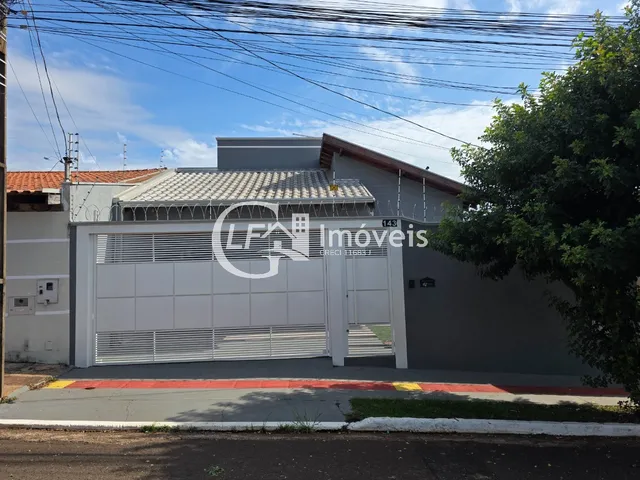 Imagem 1: Casa à venda em Campo Grande-MS, bairro Cel. Antonino: 2 quartos, 1 suíte, 1 sala, 1