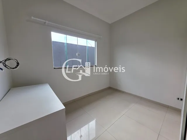 Imagem 2: Casa à venda em Campo Grande-MS, bairro Cel. Antonino: 2 quartos, 1 suíte, 1 sala, 1