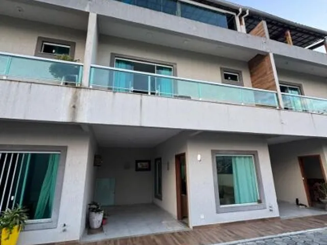 Imagem: Casa em Buraquinho 3/4 com cobertura