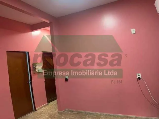 Imagem 3: Casa de rua : / Residencial / Parque Dez de Novembro