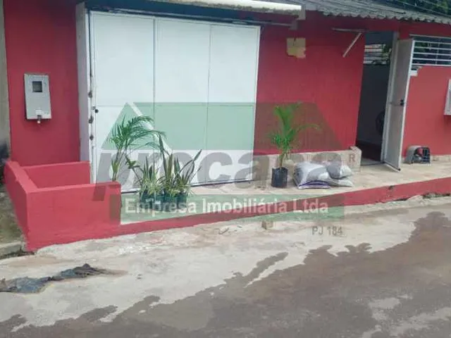 Imagem: A casa possui 2 Dormitórios, 1 Suíte, 1 Banheiro, 1 Vaga
