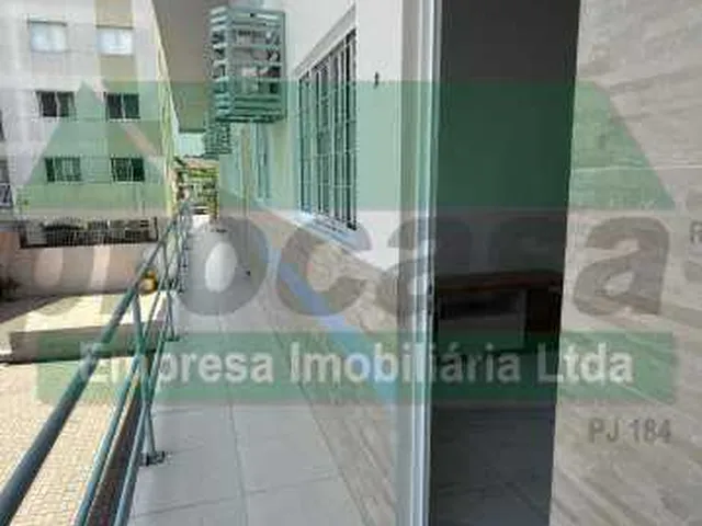 Imagem: O apartamento possui 2 Dormitórios, 1 Banheiro, 1 Vaga na
