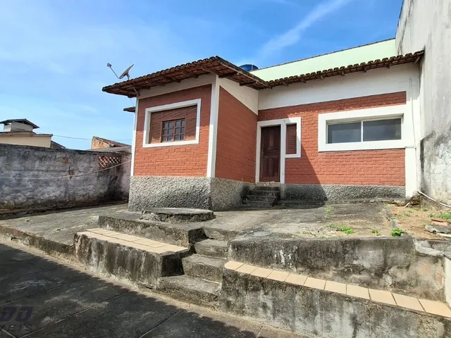 Imagem 3: Imperdível Imóvel com Duas Casas à venda em Guarapari-ES - Bairro Meaípe 4 quartos