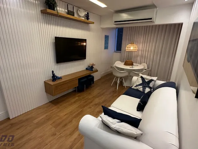 Imagem 4: Exclusividade e Sofisticação a Um Passo do Mar da Praia da Areia Preta, Centro