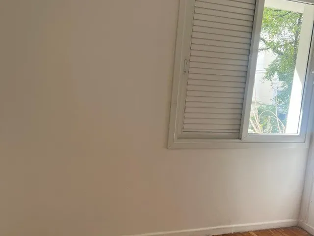 Imagem 10: Itaim - Locação - Com uma planta quadrada, este apartamento conta com 2 quartos, sendo