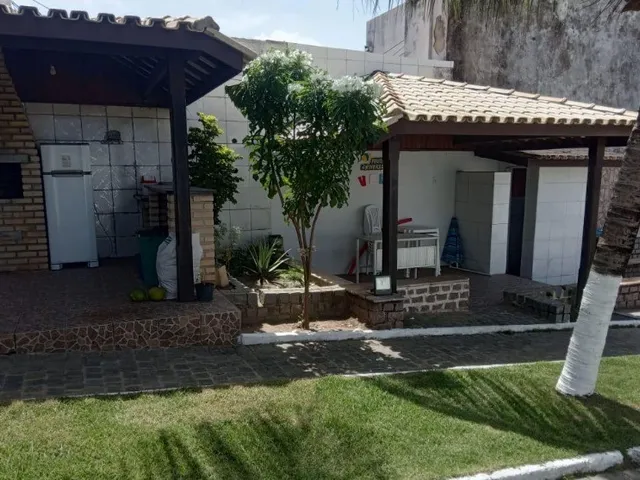 Imagem 6: Casa ampla com 600 m², 6 quartos, estacionamento amplo, piscina, varanda a vender na