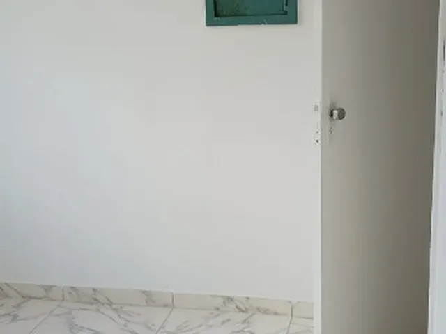 Imagem 5: Apartamento padrão com 74 m² dividido em 3/4 no segundo andar escada, reformado a