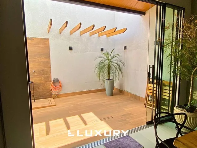 Imagem 9: Casa Exclusiva no Condomínio Les Arcs com Energia Própria