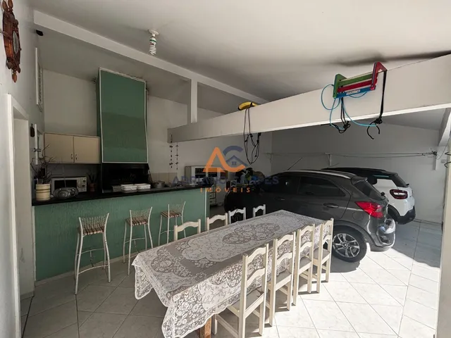 Imagem 4: Casa alto padrão, com 04 quartos sendo 01 suíte na Praia de Gravatá, Navegantes