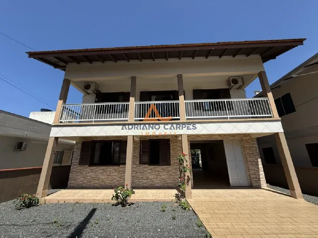 Imagem 12: Casa semimobiliada no Gravatá com 5 dormitórios, sendo 1 suíte com 336m² de terreno a