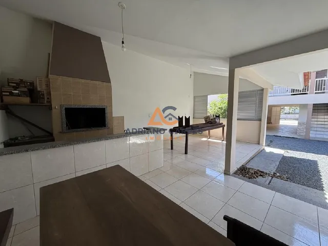 Imagem 9: Casa semimobiliada no Gravatá com 5 dormitórios, sendo 1 suíte com 336m² de terreno a