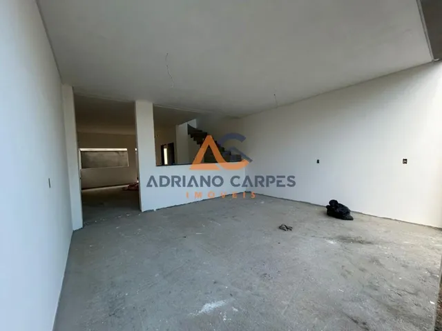 Imagem 15: Sobrado de Alto Padrão à Venda em Navegantes-SC, Bairro Gravatá 3 Quartos sendo 1