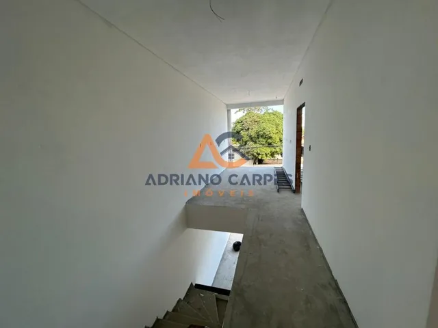 Imagem 4: Sobrado de Alto Padrão à Venda em Navegantes-SC, Bairro Gravatá 3 Quartos sendo 1