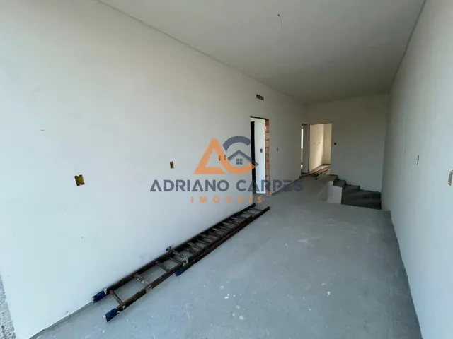Imagem 11: Sobrado de Alto Padrão à Venda em Navegantes-SC, Bairro Gravatá 3 Quartos sendo 1