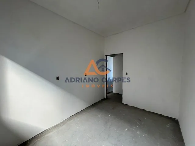 Imagem 12: Sobrado de Alto Padrão à Venda em Navegantes-SC, Bairro Gravatá 3 Quartos sendo 1