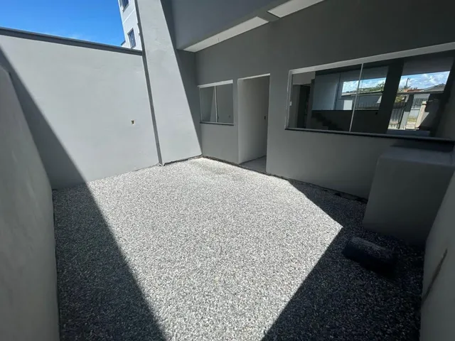 Imagem 13: Sobrado de Alto Padrão à Venda em Navegantes-SC, Bairro Gravatá 3 Quartos sendo 1