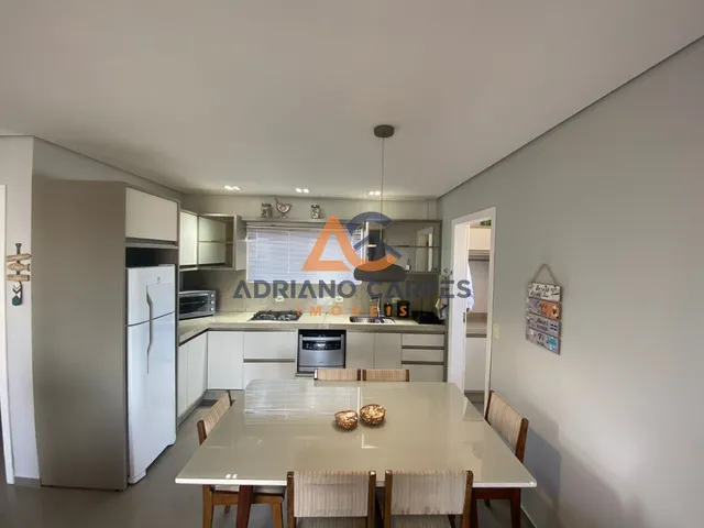 Imagem 2: Apartamento à venda com 2 quartos, sendo 1 suíte, 2 vagas de garagem no bairro