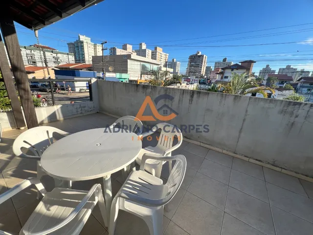 Imagem 5: ALUGUEL ANUAL - Casa com 3 quartos sendo 1 suíte, mobiliada, sacada com churrasqueira